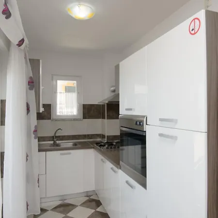 Niko By Guide Apartament *