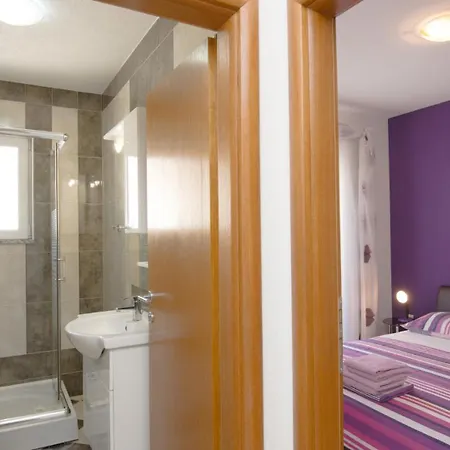 Apartament Niko By Guide *