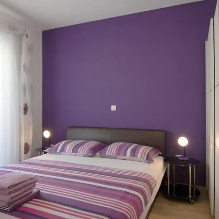 Apartment Niko By Guide Makarska